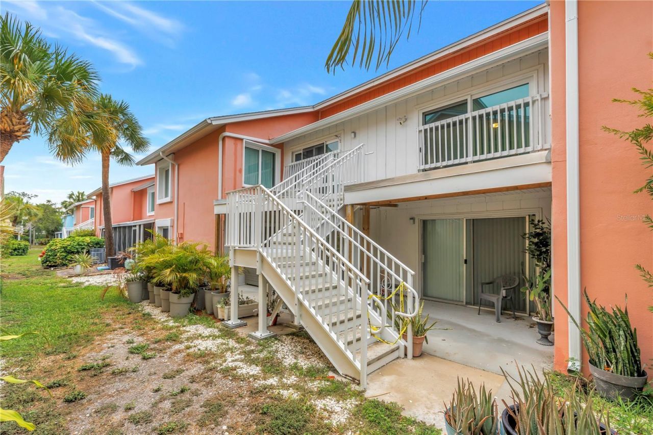 4160 35th Terrace S, Unit I, Saint Petersburg, FL 33711 Photo