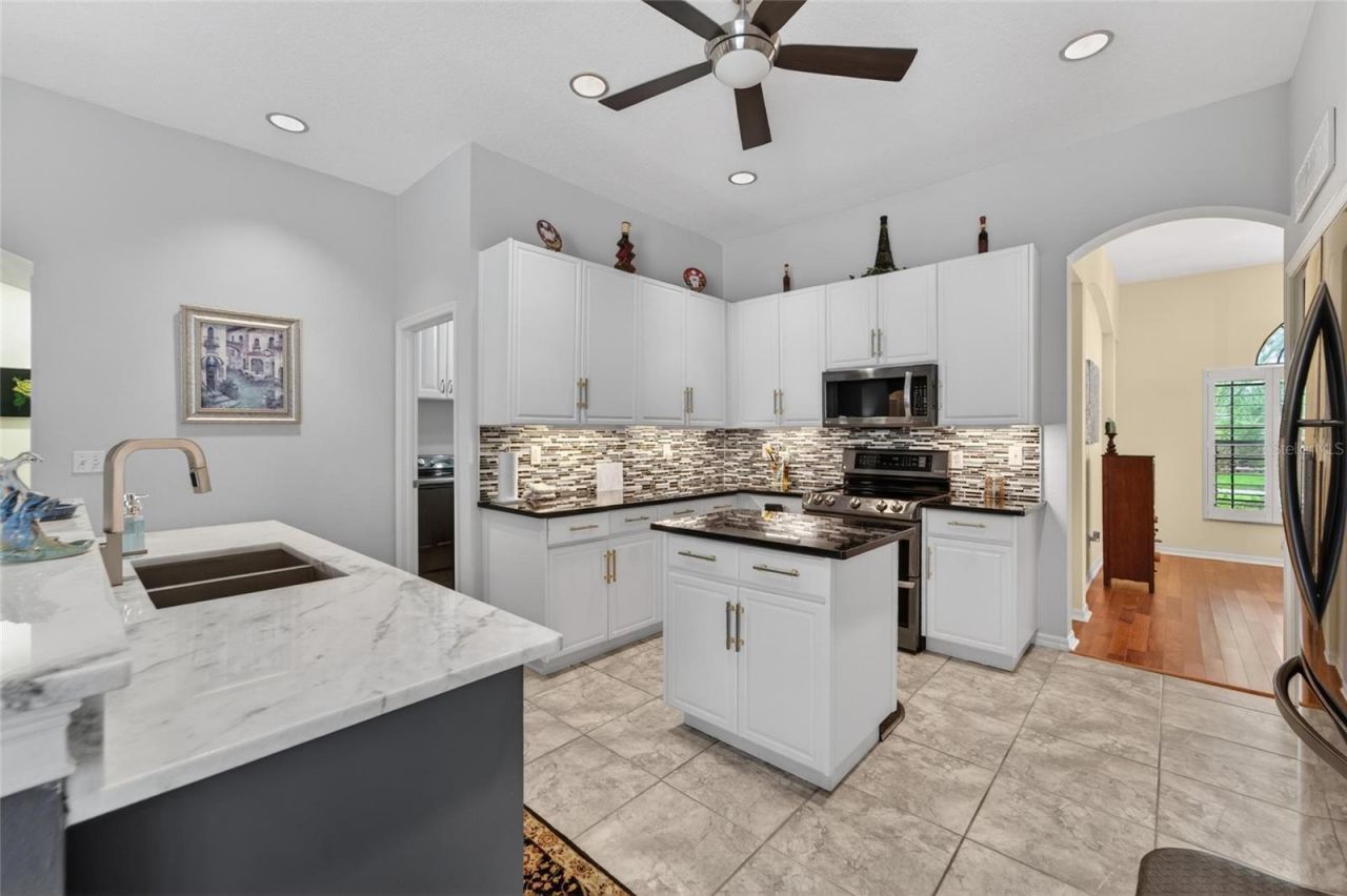 2819 Laurel Leaf Drive, Valrico, FL 33594 Photo