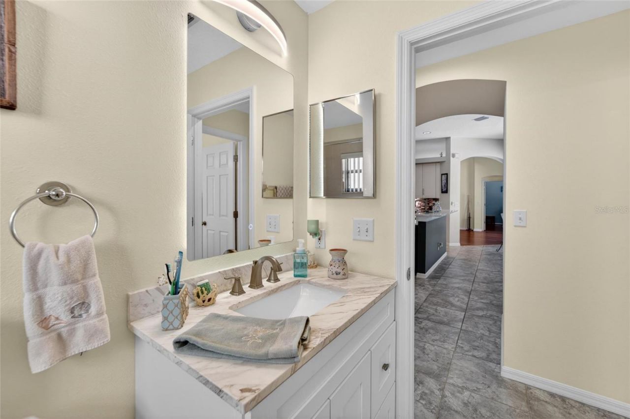 2819 Laurel Leaf Drive, Valrico, FL 33594 Photo