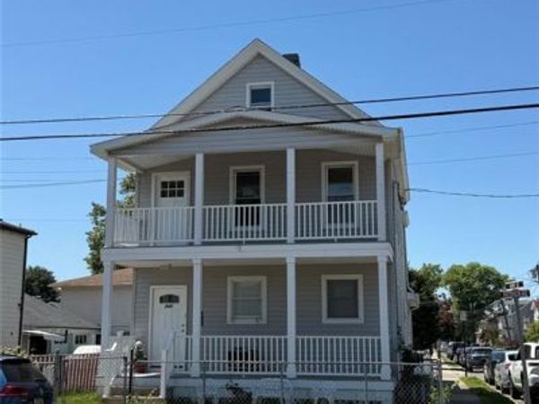 832 Paterson Avenue, EAST RUTHERFORD, NJ 07073