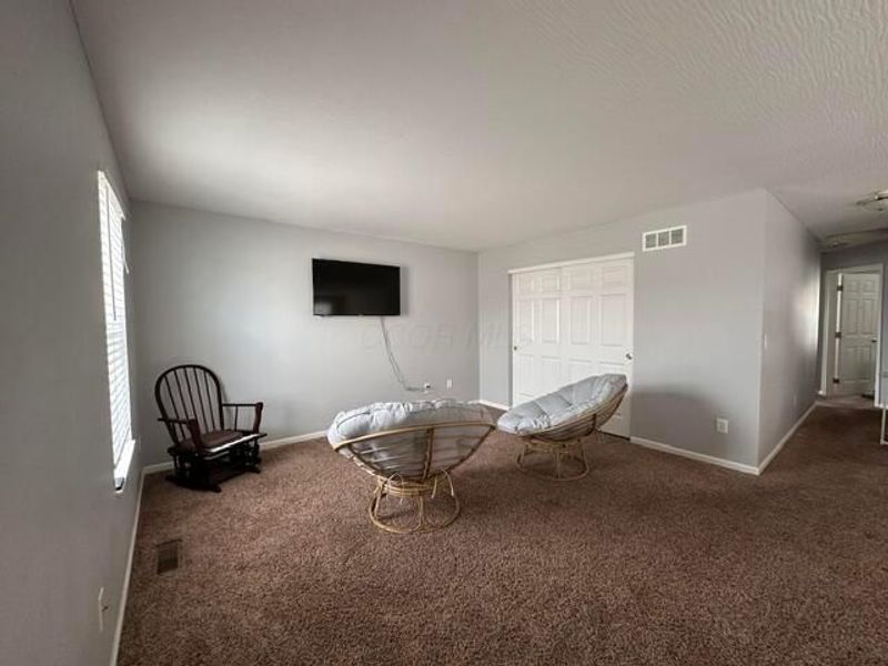 40 W Twin Maple Avenue , Lithopolis, OH 43136 Photo 27
