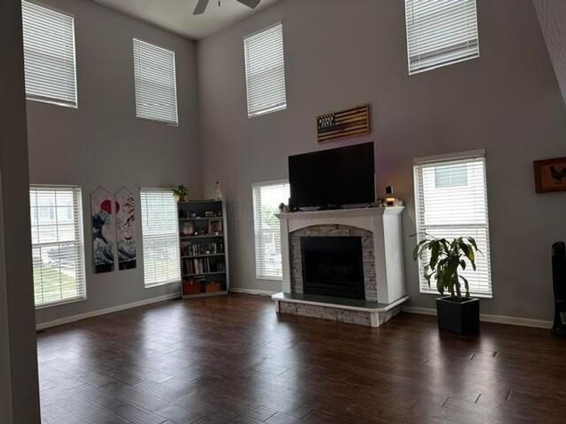 40 W Twin Maple Avenue , Lithopolis, OH 43136 Photo 3