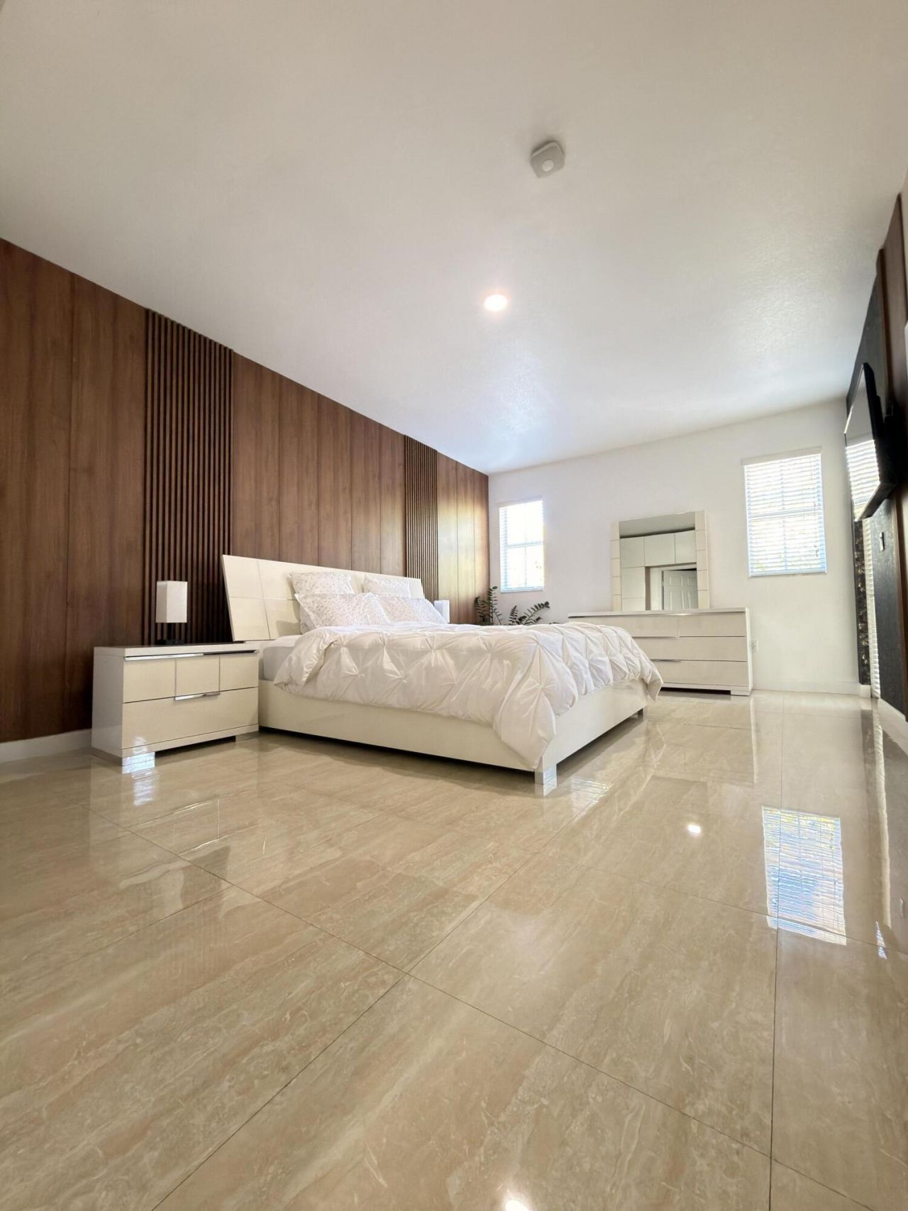 7407 NW 108th Path, Doral, FL 33178 Photo