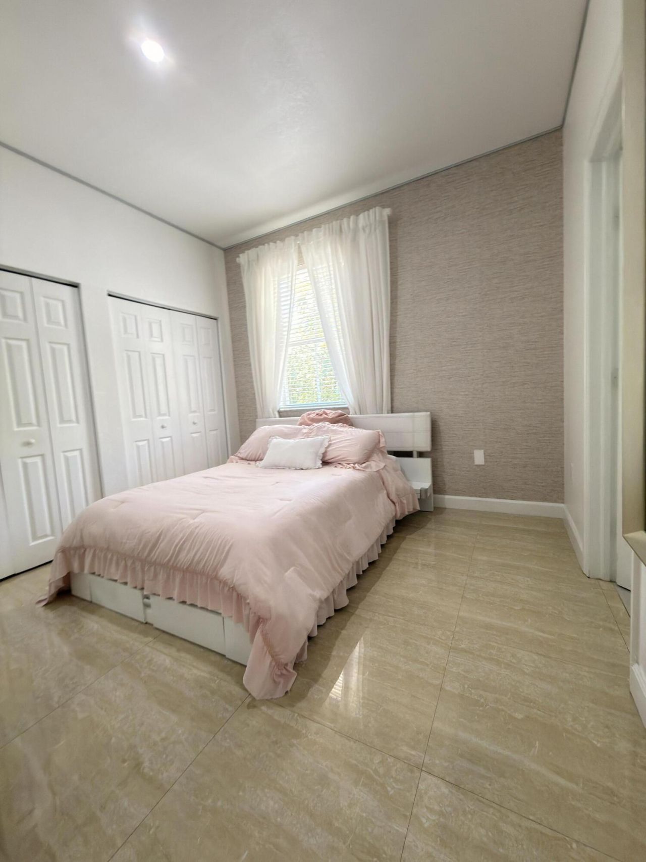 7407 NW 108th Path, Doral, FL 33178 Photo