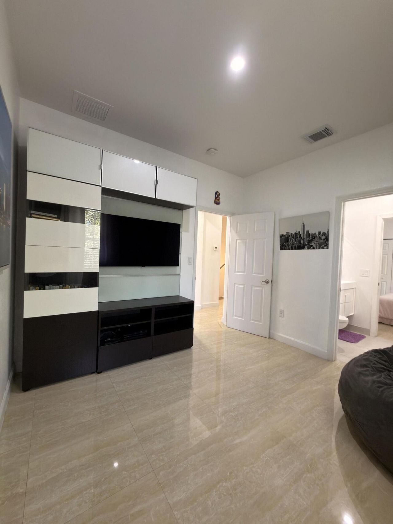 7407 NW 108th Path, Doral, FL 33178 Photo