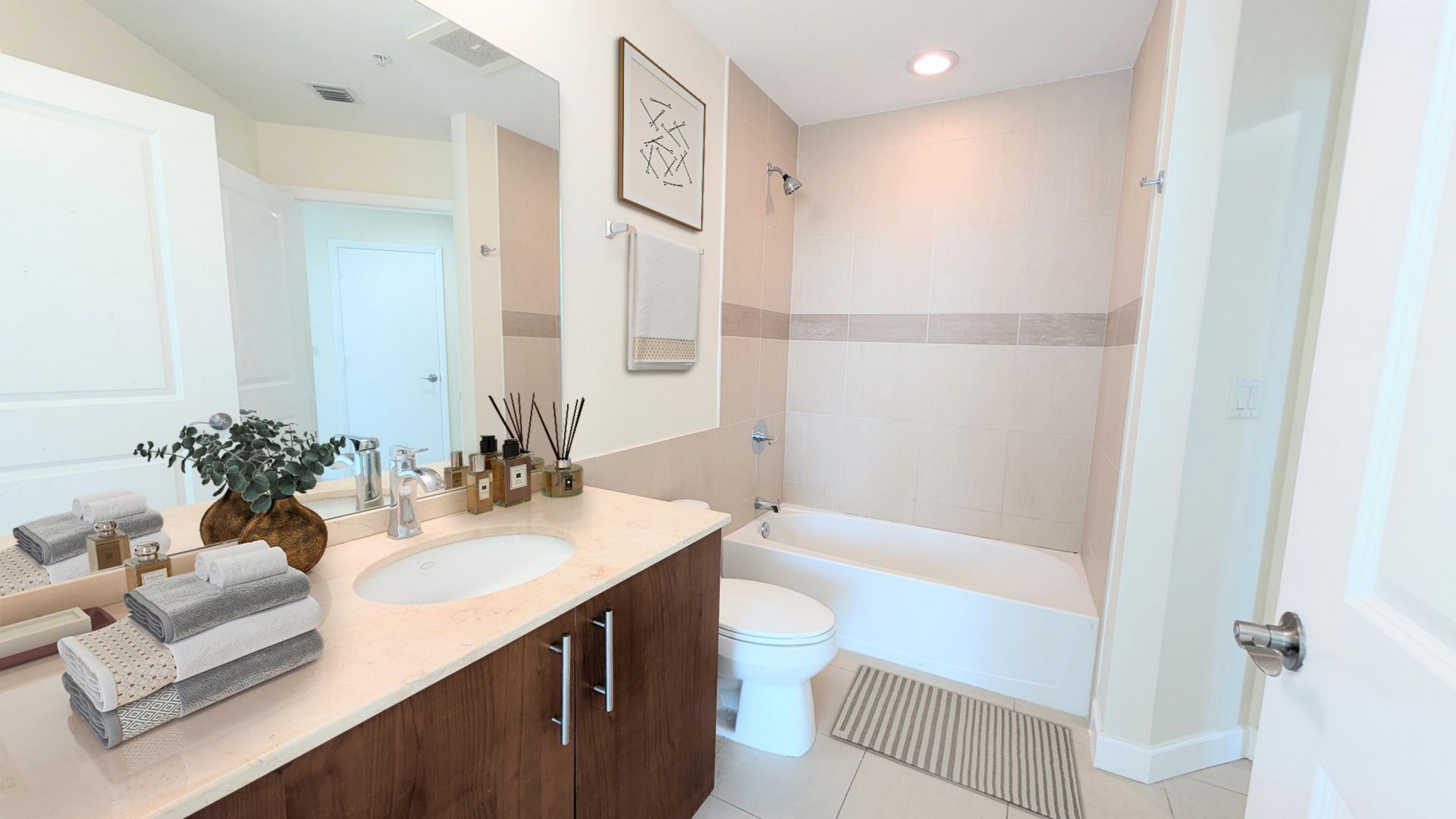 1945 S Ocean Drive, Unit 701, Hallandale Beach, FL 33009 Photo