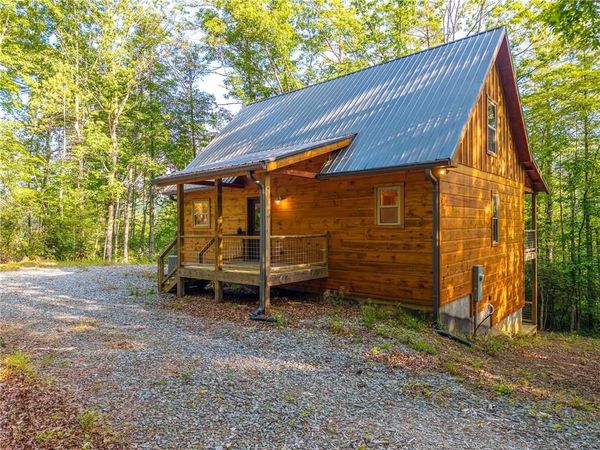 5860 Old Bucktown Road, Ellijay, GA 30536
