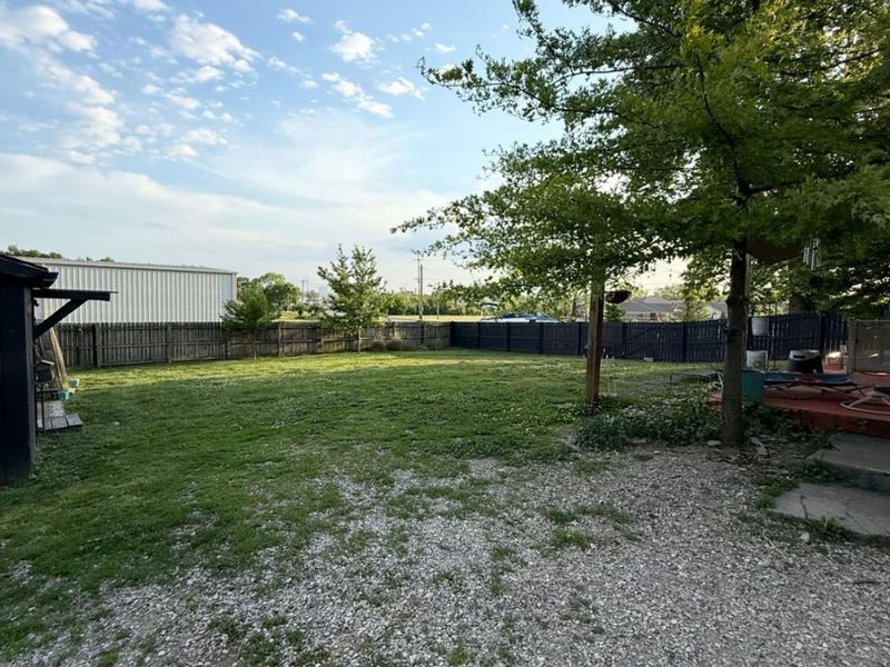 8313 Hendrickson Road, Middletown, OH 45044 Photo 4