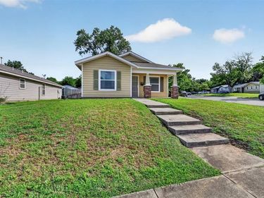 4421 E Kellis Street, Fort Worth, TX 76119