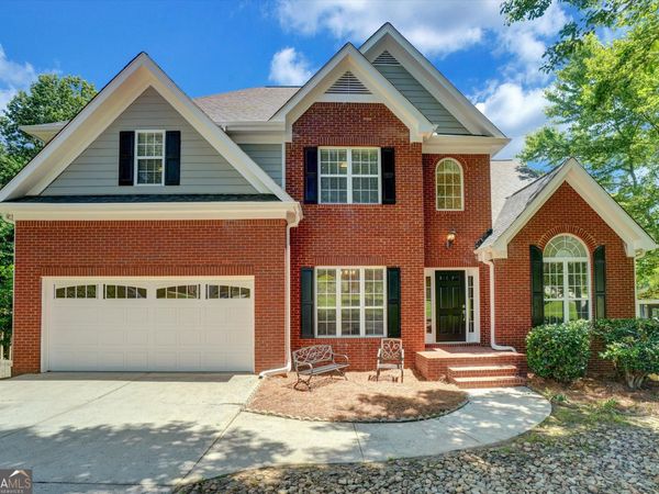 6005 Lake Windsor Parkway, Buford, GA 30518