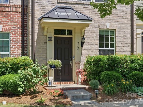 19721 Playwrights Way, Cornelius, NC 28031