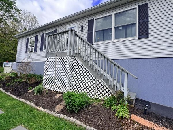 467 Bagnick (Bodnick) Street, Blakely, PA 18452