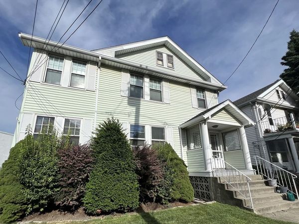 385 Arlington St, Unit 1, Watertown, MA 02472