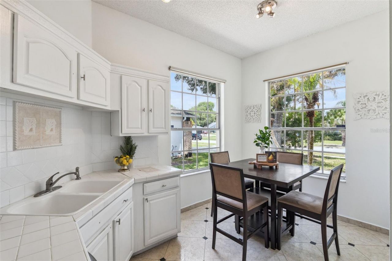 10225 Denby Court, Orlando, FL 32817 Photo