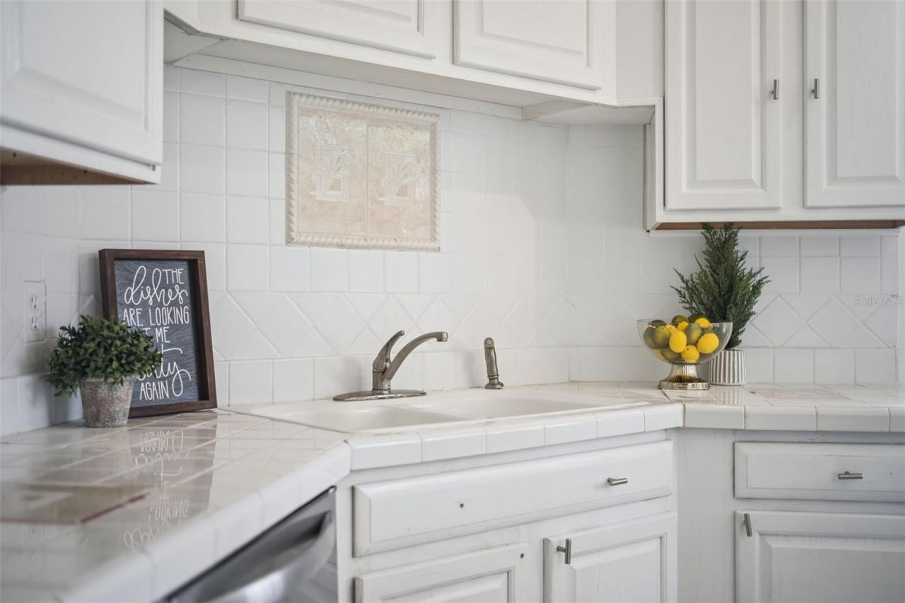 10225 Denby Court, Orlando, FL 32817 Photo