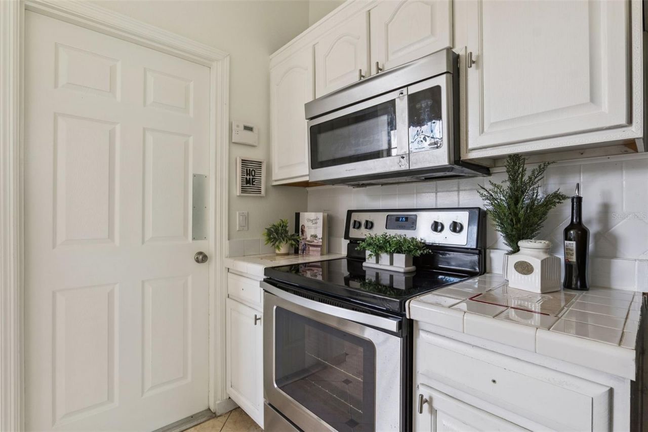 10225 Denby Court, Orlando, FL 32817 Photo