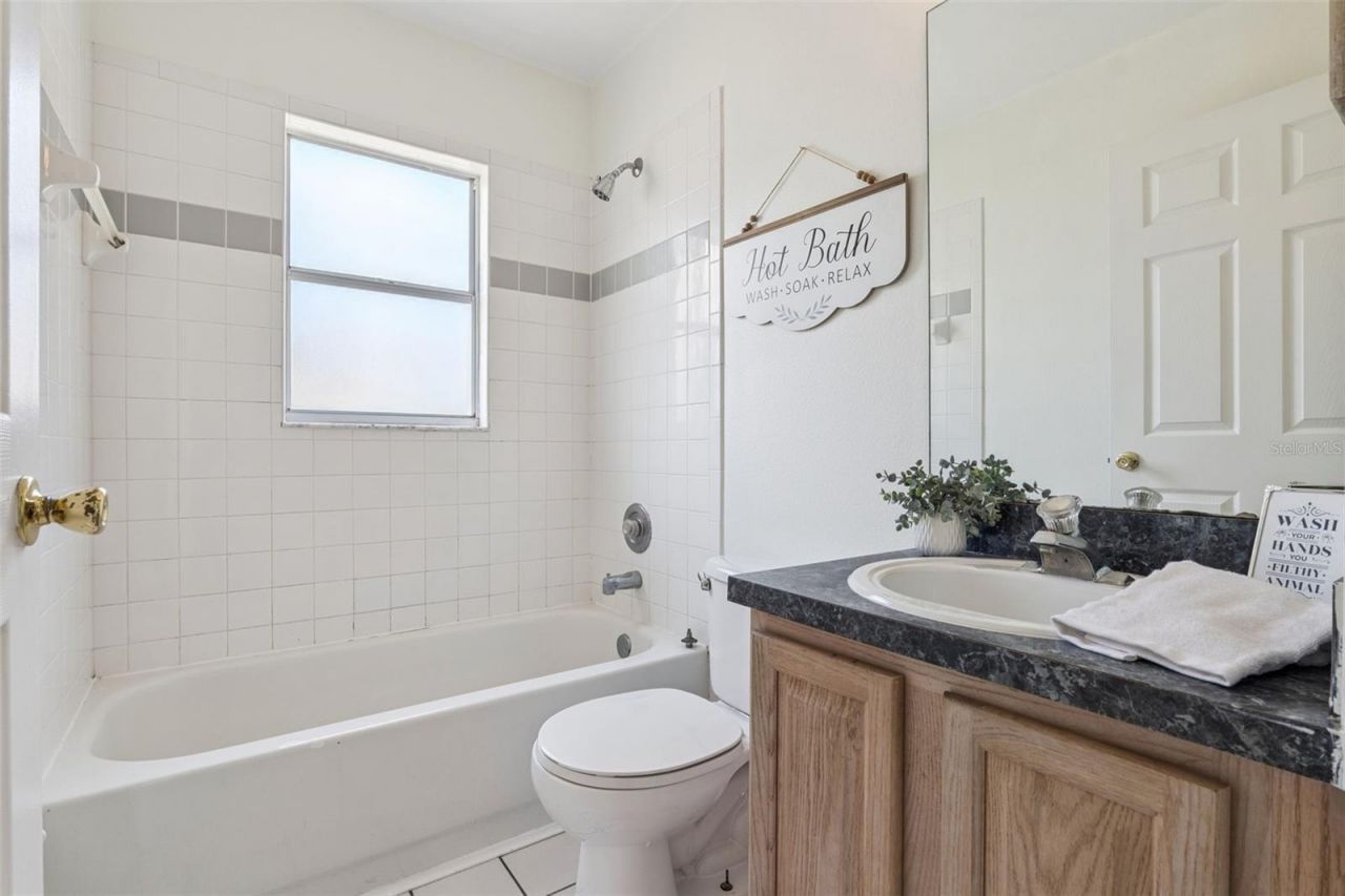 10225 Denby Court, Orlando, FL 32817 Photo
