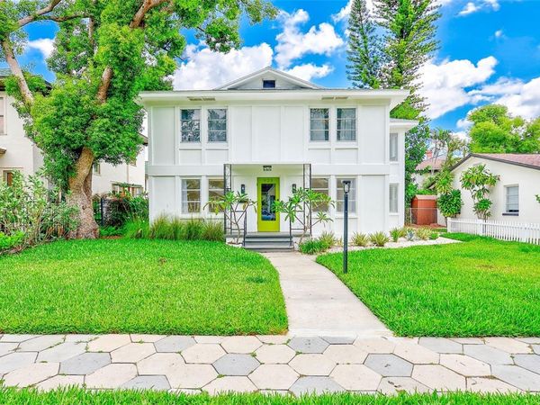 925 16TH AVENUE N, ST PETERSBURG, FL 33704