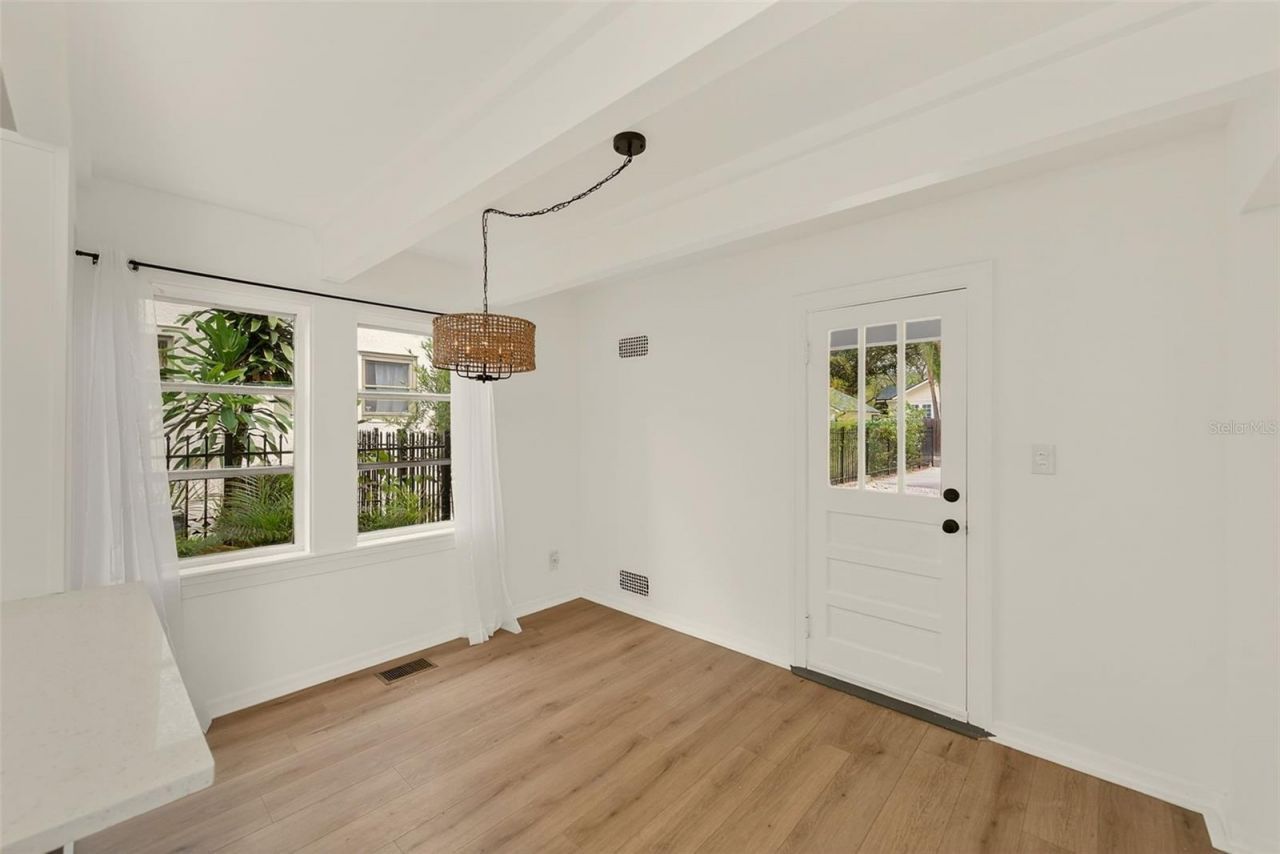 925 16th Avenue N, Saint Petersburg, FL 33704 Photo
