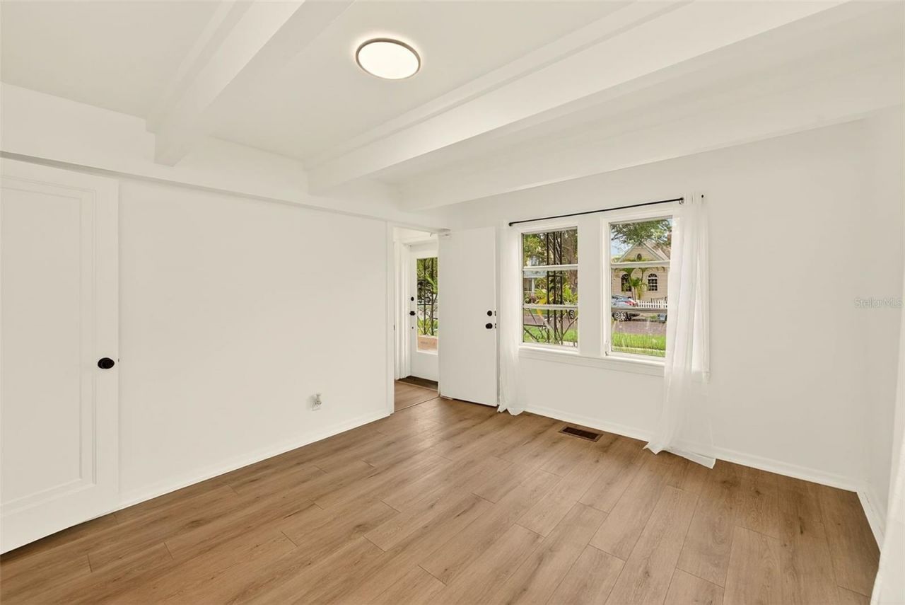 925 16th Avenue N, Saint Petersburg, FL 33704 Photo