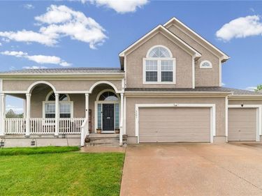 1501 Johnston Drive, Raymore, MO 64083