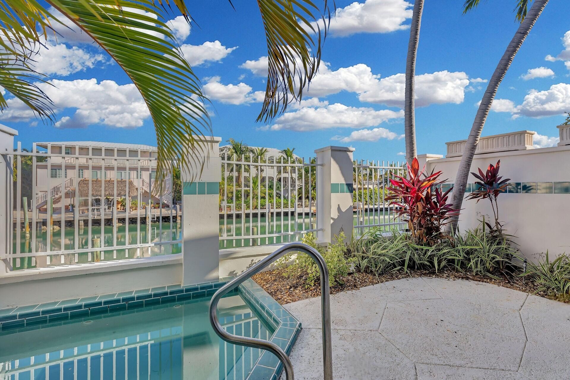 7006 Harbor Village Drive, Duck Key, FL 33050 Photo