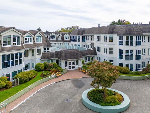 1521 Church Ave , Unit 313, Saanich, BC V8P 5T7