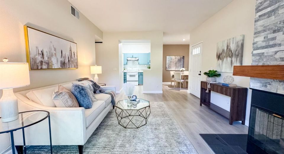 7148 Dublin Meadows St #b, Unit B, Dublin, CA 94568 Photo