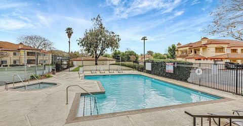 7148 Dublin Meadows St #b, Unit B, Dublin, CA 94568 Photo