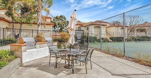 7148 Dublin Meadows St #b, Unit B, Dublin, CA 94568 Photo