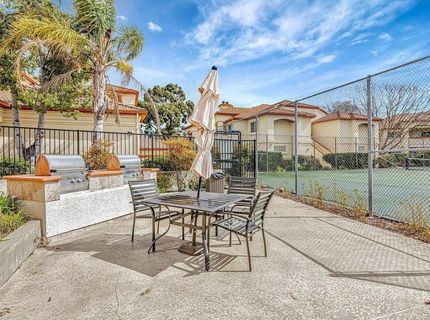 7148 Dublin Meadows St #b, Unit B, Dublin, CA 94568 Photo