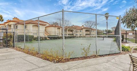 7148 Dublin Meadows St #b, Unit B, Dublin, CA 94568 Photo
