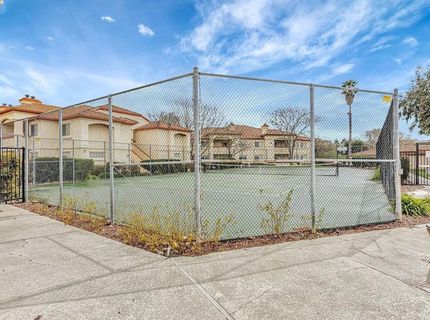 7148 Dublin Meadows St #b, Unit B, Dublin, CA 94568 Photo