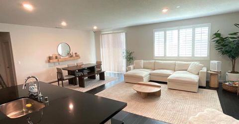 356 Sunol St, Lathrop, CA 95330 Photo
