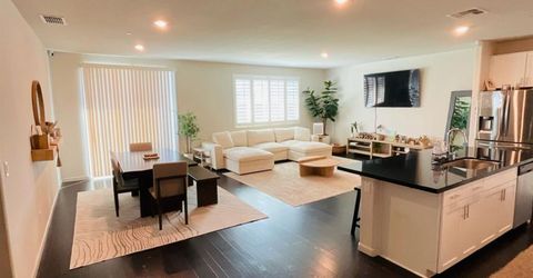 356 Sunol St, Lathrop, CA 95330 Photo