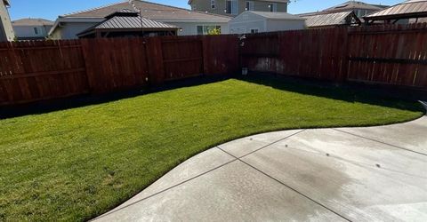 356 Sunol St, Lathrop, CA 95330 Photo