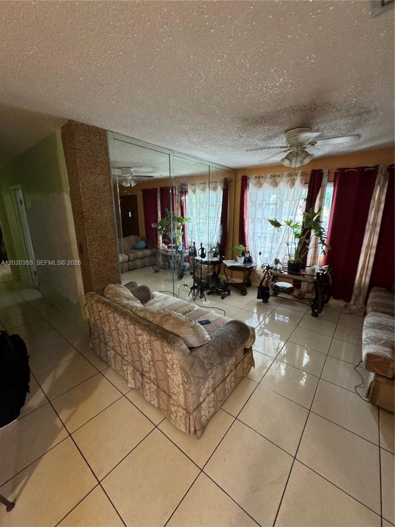 1251 NW 190th St, Miami Gardens, FL 33169 Photo