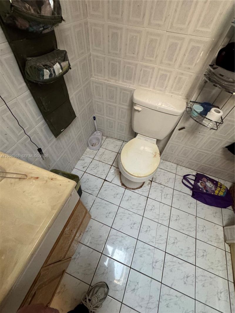 1251 NW 190th St, Miami Gardens, FL 33169 Photo