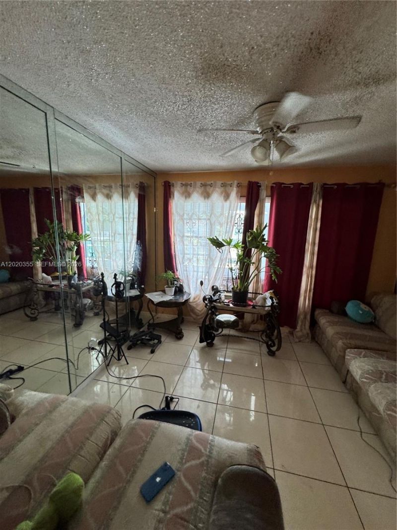 1251 NW 190th St, Miami Gardens, FL 33169 Photo
