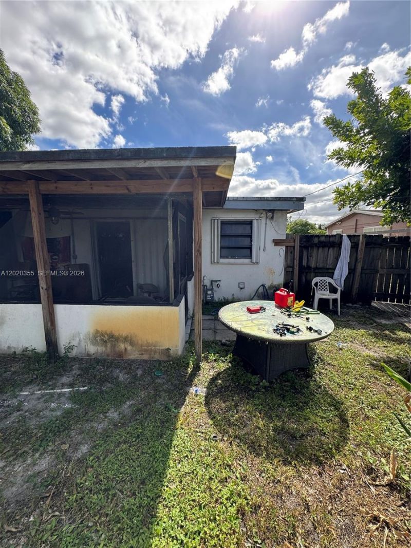 1251 NW 190th St, Miami Gardens, FL 33169 Photo