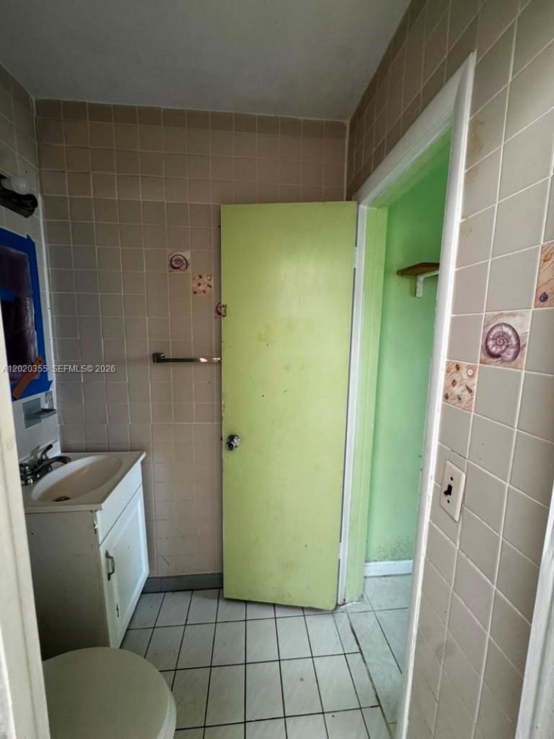 1251 NW 190th St, Miami Gardens, FL 33169 Photo