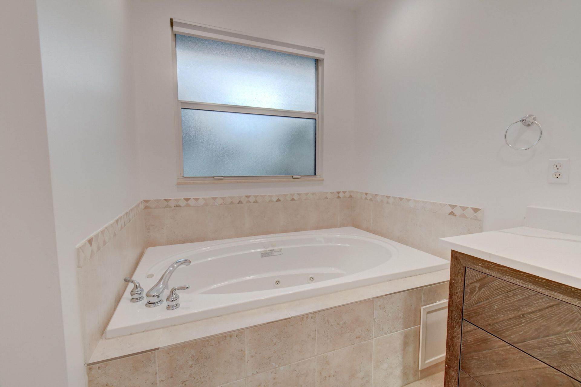 21 Oceanview Drive, Unit C, Ocean Ridge, FL 33435 Photo