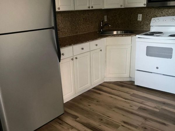 5156 NE 6th Avenue, Unit 202, Oakland Park, FL 33334
