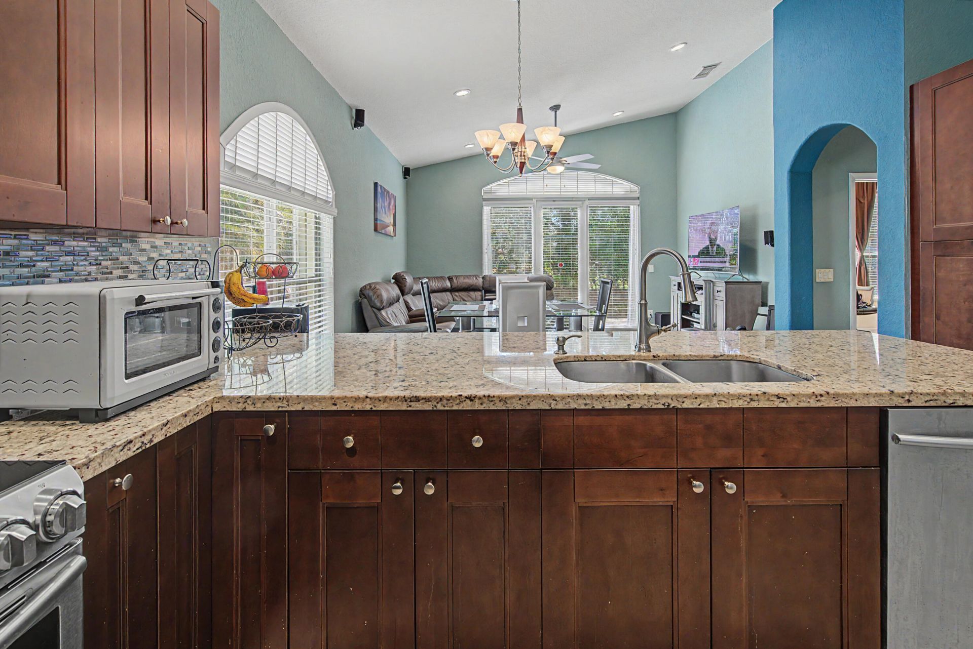 1755 NW 77th Avenue, Pembroke Pines, FL 33024 Photo