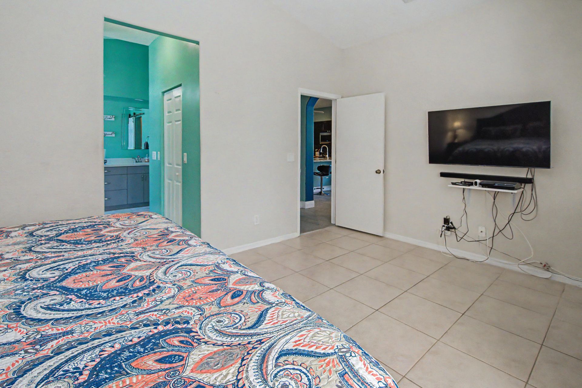 1755 NW 77th Avenue, Pembroke Pines, FL 33024 Photo