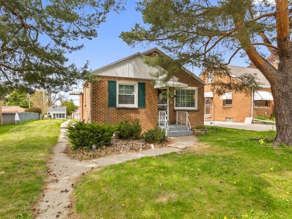 4571 Howell AVENUE, Milwaukee, WI 53207