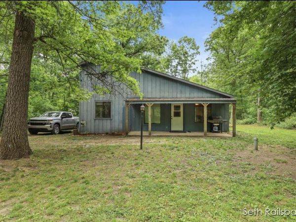 8744 Mackinaw Trail Drive, Howard City, MI 49329