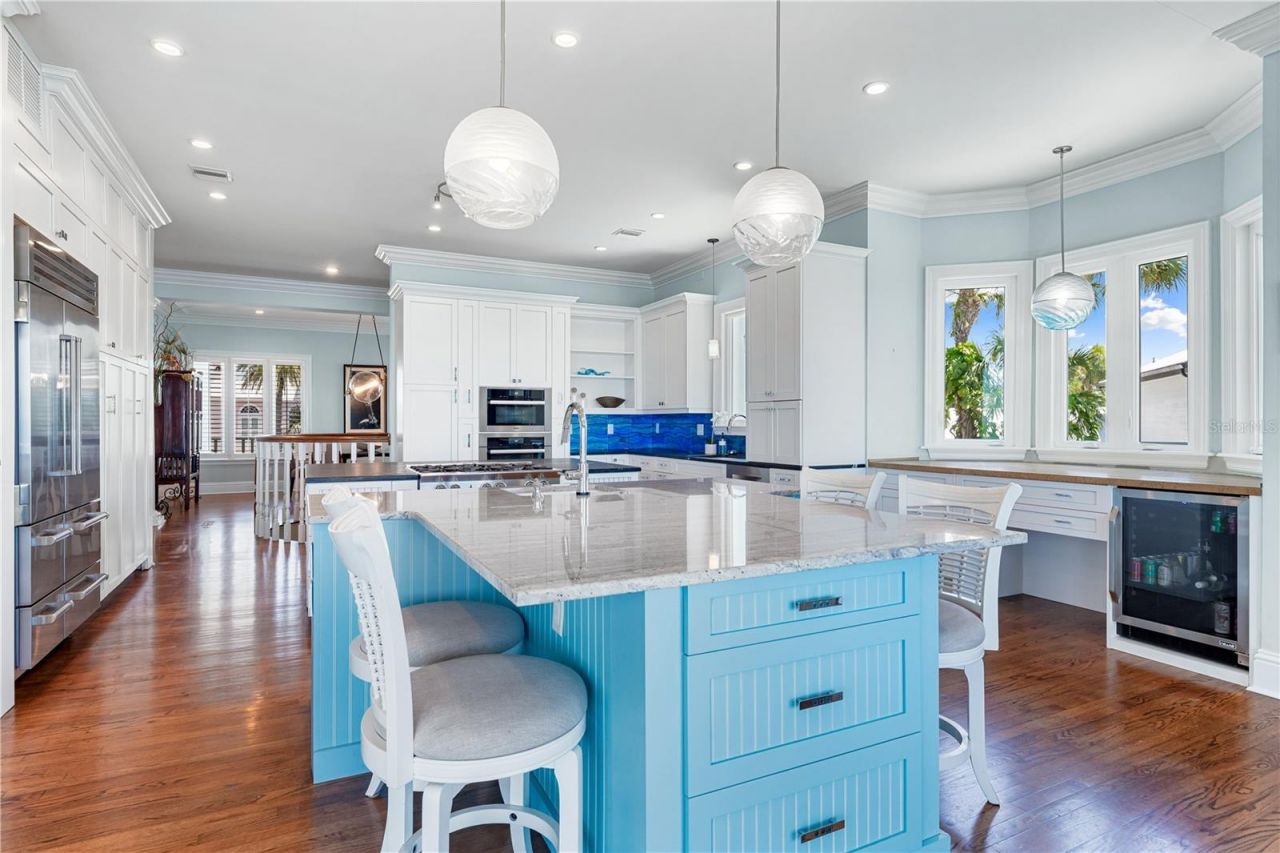 350 S Shore Drive, Sarasota, FL 34234 Photo