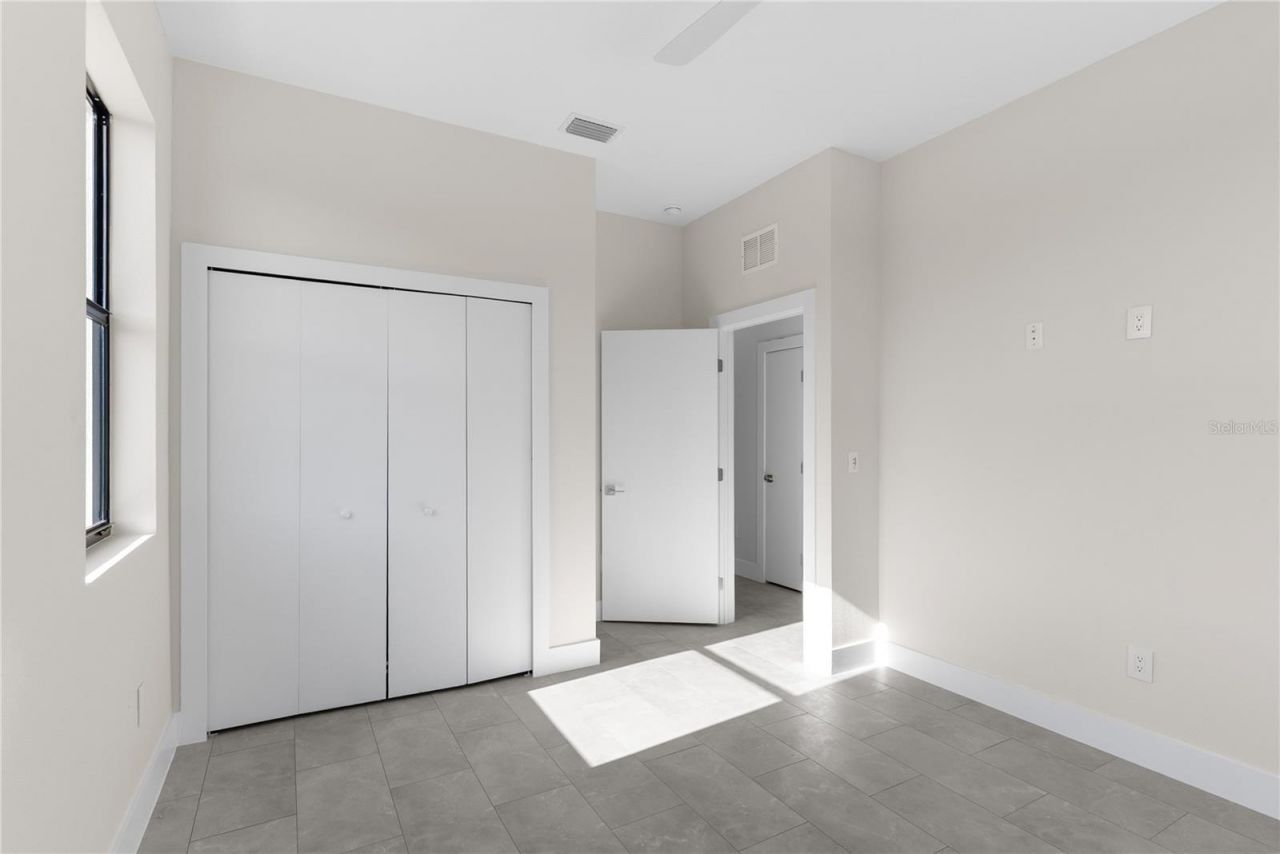 4352 Fontanarosa Village Court, Tampa, FL 33614 Photo