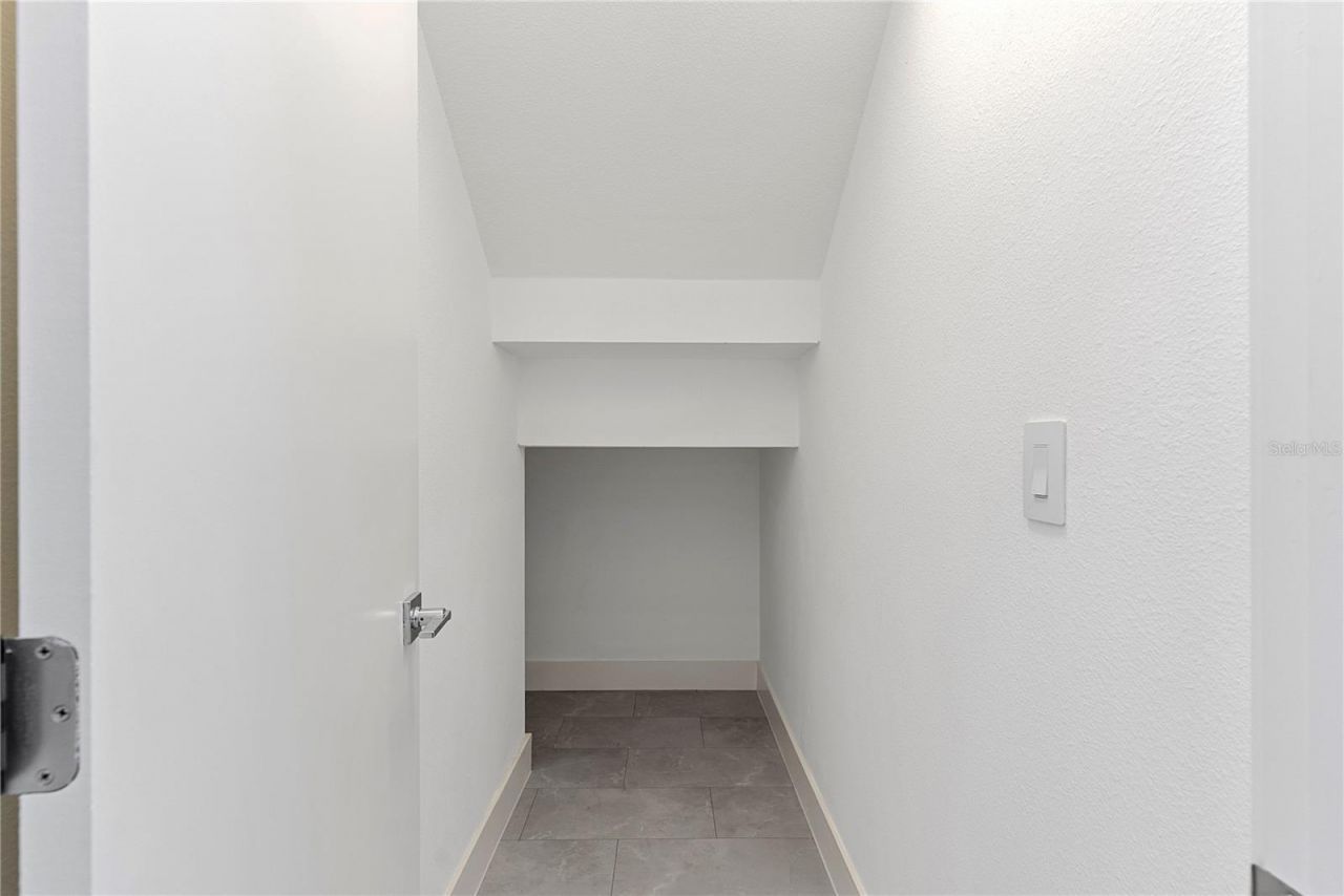 4352 Fontanarosa Village Court, Tampa, FL 33614 Photo